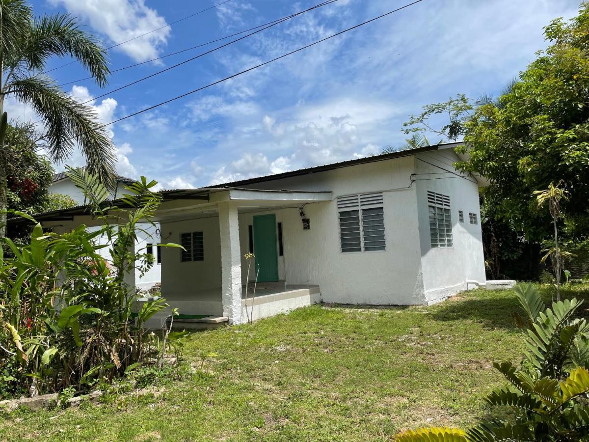 Cosy Little Home Near To The Town Pasir Puteh Exterior foto